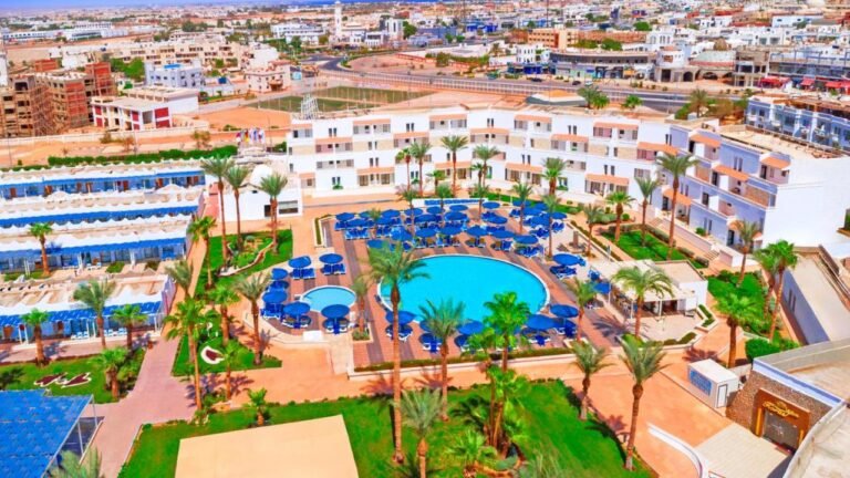 10 Albatros Sharm Resort