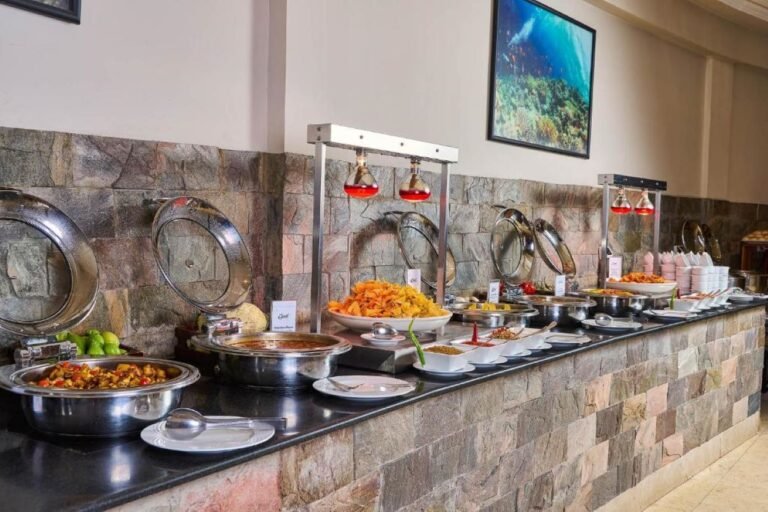 Renaissance Golden View 15