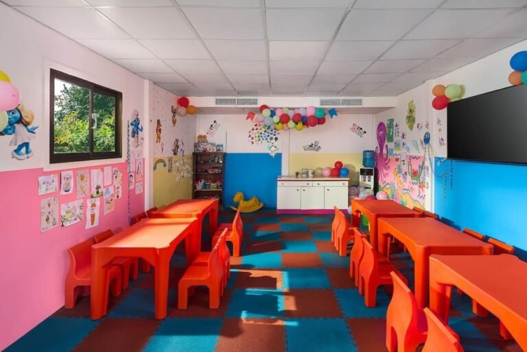 Renaissance Golden View 19