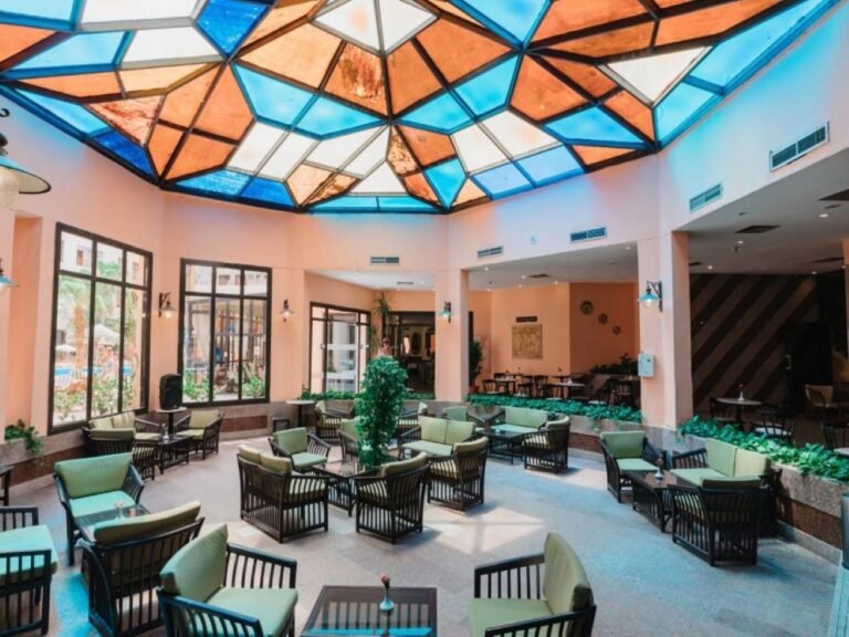 امباير هوتيل3