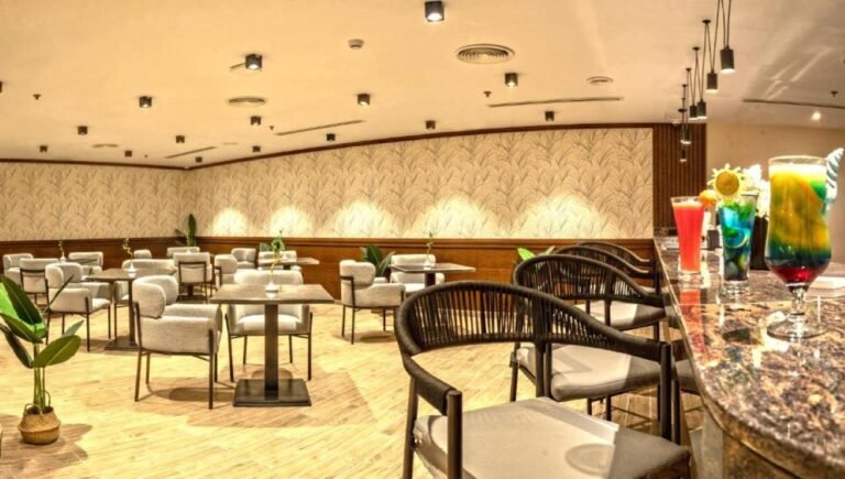 Invidia Coral Beach Tiran 14