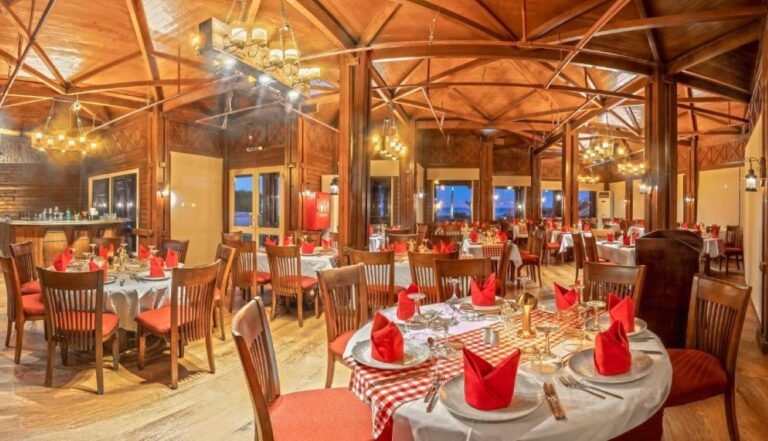 Invidia Coral Beach Tiran 16