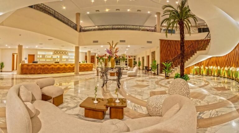 Invidia Coral Beach Tiran 11