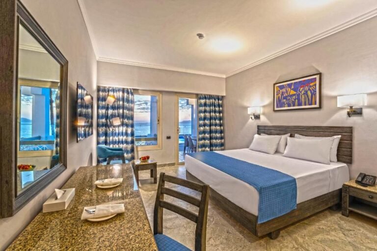Invidia Coral Beach Tiran 12
