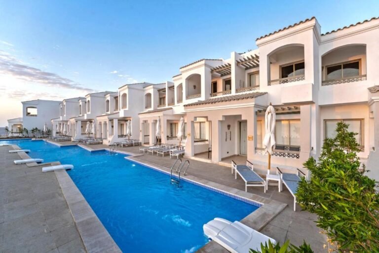 Invidia Coral Beach Tiran 7