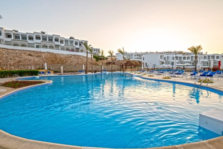 Invidia Coral Beach Tiran 9